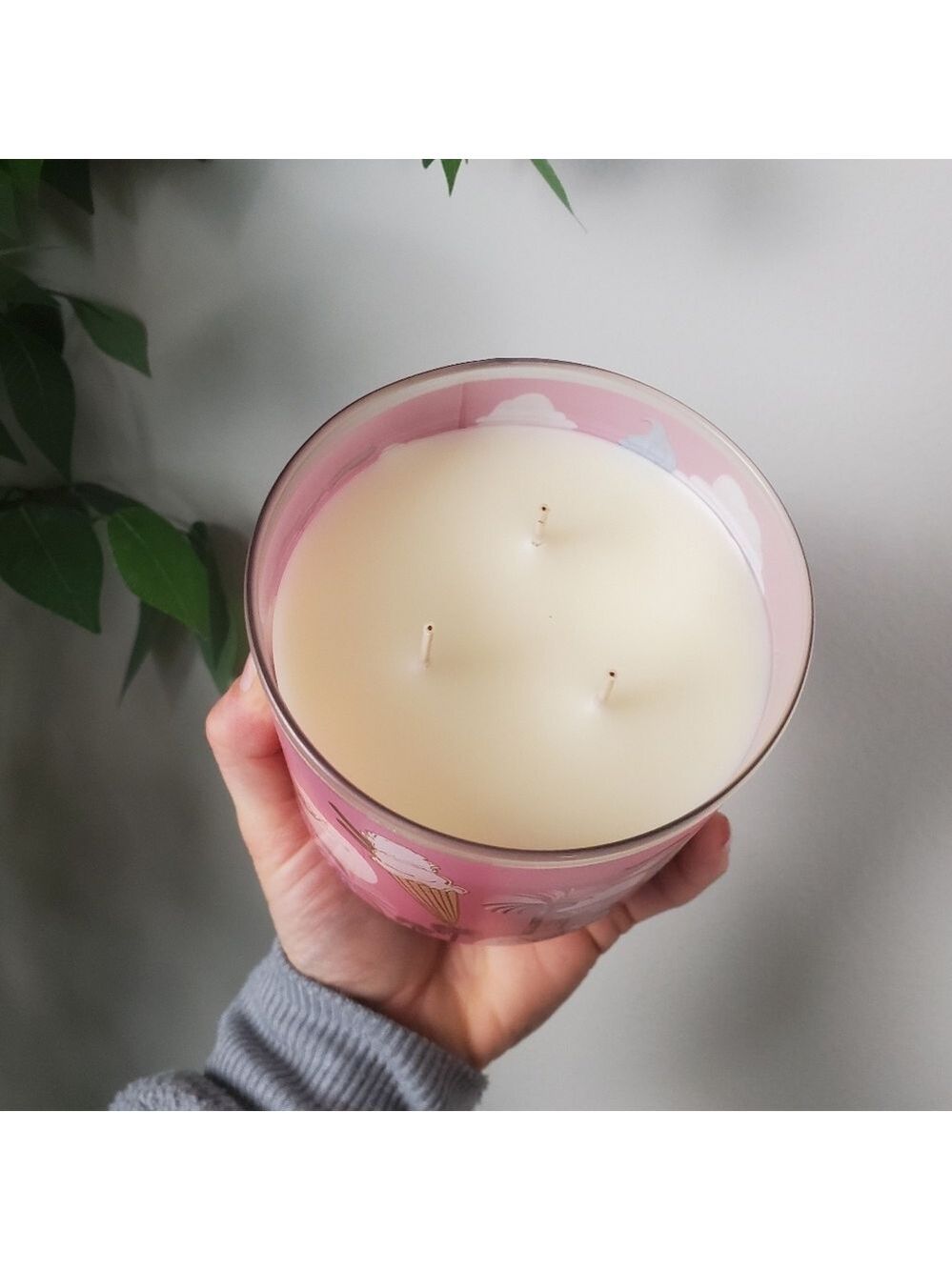 Bath and Body Works BBW Sugar Cone Crunch 3 Wick Candle NEW - Picture 6 of 7